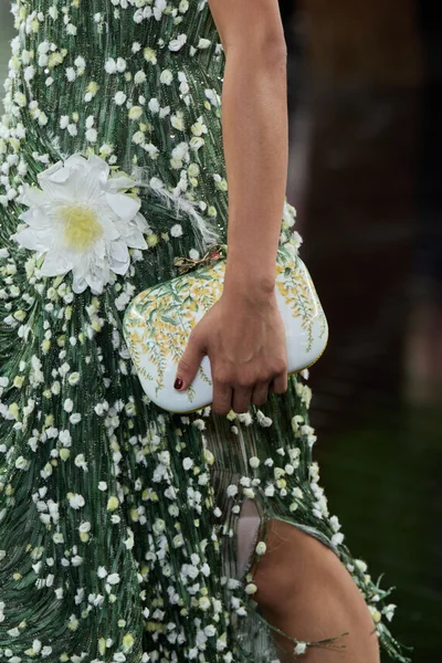 Look 141